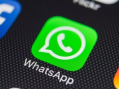 Przegrali z Konstytucją USA. Sąd blokuje zakaz social mediów dla nieletnich
