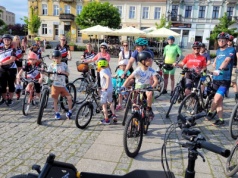 Gnieźnianie pedałują po tytuł! Grupowy przejazd w ramach Rowerowej Stolicy Polski