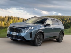 Awaria prasy paraliżuje fabrykę Peugeot. Produkcja w Sochaux zatrzymana
