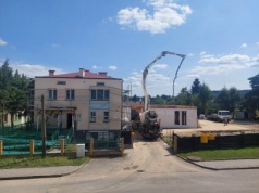 Moszczenica: Pacjenci będą mogli korzystać z rozbudowanego ośrodka zdrowia najpóźniej w lipcu