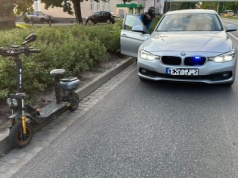 Grudziądz: policjanci z grupy SPEED złapali nicponia, który jechał hulajnogą 55 km/h