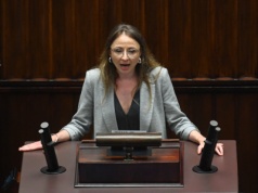 Spór w rządzie. Płaca minimalna jest kością niezgody