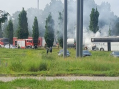 Pożar autokaru na prawobrzeżu Szczecina. Jechały nim dzieci