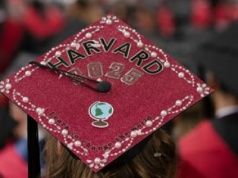 Trump nie chce zagranicznych studentów na Harvardzie