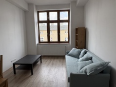 Mieszkania dla łódzkich bezdomnych. “Uruchamiamy wsparcie terapeutyczne i materialne”