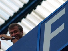 Abramowicz miał przekazać pieniądze ze sprzedaży Chelsea Ukrainie. Oszukał?