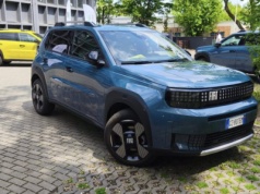 Nowy Fiat Grande Panda 1.2 Hybrid już na polskich drogach. Czy zdobędzie klientów? Zalety, wady, opinia