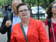 Lubnauer uchwałą lekceważy TK: Tylko jedna godzina religii!