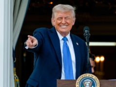 Prezydent Trump: Chińscy studenci mogą przyjeżdżać, nie ma problemu. To jest zaszczyt ich gościć
