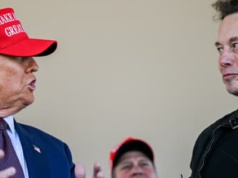 Wojna atomowa Muska z Trumpem: oskarżenia o konszachty z pedofilem i groźby cięć kontraktów