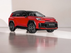 Nowa generacja bestselleru Toyoty. Klienci będą zadowoleni ze zmian w Rav4
