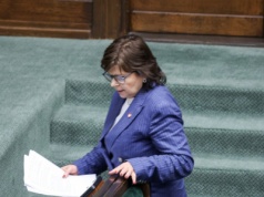 NFZ w trudnej sytuacji. Leszczyna mówi, kiedy mogłaby podać się do dymisji