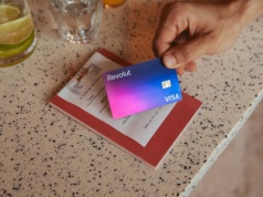 Revolut stawia sprawę jasno – albo podpiszesz, albo dużo stracisz
