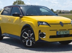 Nowa piątka strzałem w dziesiątkę. Recenzja Renault 5 E-Tech