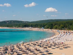 Jeden z ulubionych kierunków Polaków z nową walutą. Tanie plażowanie może przejść do historii