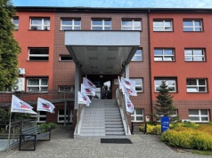 1 mln zł na wzrost pensji w urzędzie. Pracownicy czekają na decyzję radnych