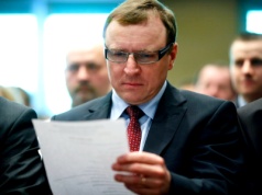 Taśmy Kurskiego. Łazienkowy konspirator pieniądze stracił, mandatu nie uzyskał. I ma kłopoty