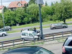 Osiedle Nagórki. 37-latek wstrzymał ruch tramwajów na kilkadziesiąt minut [ZDJĘCIA]