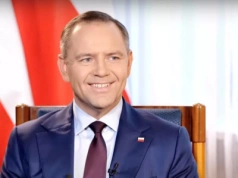 Wywiady z Karolem Nawrockim: milion widzów więcej w Republice niż w wPolsce24