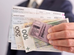Mandat za okulary? Kierowcy wpadają i płacą 1500 zł. Winny jest jeden kod w prawie jazdy