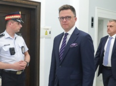 Tarcia w koalicji. Hołownia zamieścił wpis. 