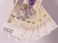ZUS zaczyna wypłacać rentę wdowią. Wkrótce pierwsze przelewy