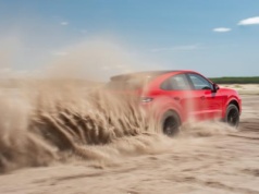 Sprawdziłem, czy Porsche Cayenne ma jeszcze w sobie coś z terenówki. Zabrałem je na pustynię