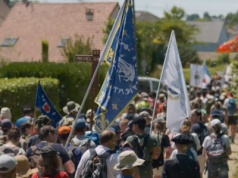Rekordowa liczba 19 tys. uczestników. Wyruszyła pielgrzymka do Chartres