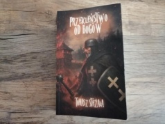 Wygraj „Przekleństwo od bogów“ [ Konkursy ]