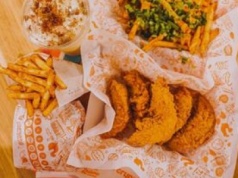 Rywal KFC ma kolejną lokalizację. Szuka pracowników. Oto ile płaci
