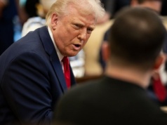 Trump chce złagodzenia nowych sankcji na Rosję?