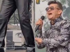 Zenek Martyniuk wkroczył na scenę w dziwnych butach. 