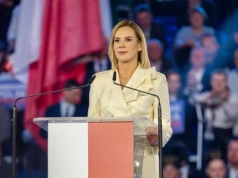 Nawrocka opowiedziała o nieprzyjemnej sytuacji. „Stoi pod blokiem całą dobę”