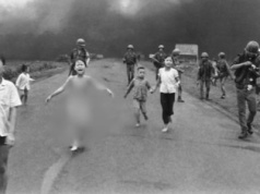 8 czerwca 1972 9-letnia Phan Thị Kim Phúc została poparzona napalmem