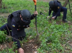 „Rosyjska prowokacja”. Ukraina i Polska dementują pogłoski o wstrzymaniu prac ekshumacyjnych w Puźnikach