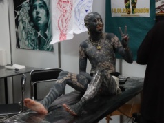 Kraków stał się stolicą tatuażu. Trwa Tattoofest 2025 [ZDJĘCIA]