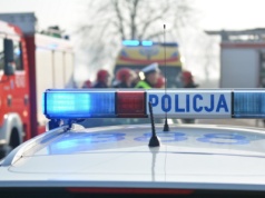 45-latek zginął w niedzielny poranek. Samochód dachował i wpadł do rowu