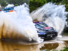 WRC. Rajd Sardynii. Kajetan Kajetanowicz z awansem