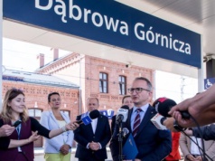 Koleje Śląskie będą jeździć częściej do Krakowa i Pyrzowic