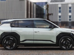 113 808 zł za tego nowego SUV-a z Korei to wyjątkowa okazja. Jest bardzo szybki