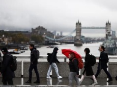 Polish dream w UK. Polacy zarabiają teraz tyle, co Brytyjczycy. Jak to możliwe?