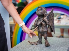 Krasnal Równiczek stanie na pl. Wolności. Będzie promować równość i akceptację.