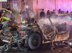 W Los Angeles płoną autonomiczne taksówki. Ulubiony cel protestujących