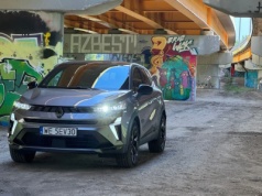 Renault Symbioz E-Tech full hybrid. Francuski sposób na bardzo oszczędną hybrydę