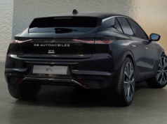 Jak powstaje luksusowy DS 4 w Niemczech? 580 robotów i czujne oko człowieka – produkcja premium od kuchni
