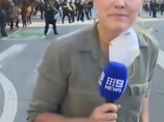 Australijska korespondentka raniona przez policjanta podczas protestów w LA