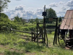 Tragedia na prywatnej posesji. Ze stawu wyłowiono ciało 69-latka