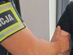 Pędził bimber i uprawiał konopie. 