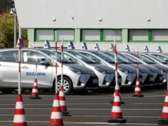 Nowe zasady egzaminu na prawo jazdy. Koniec z jazdą na pamięć na placu manewrowym?
