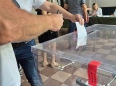Ostatni dzwonek dla plakatów i sumień. PKW przypomina: czas na porządki